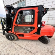 2.5 ton diesel forklift