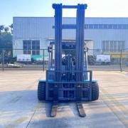 electric forklift