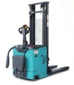 electric pallet stacker