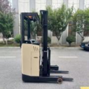 reach truck forklift