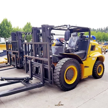 4 ton rough terrain forklift